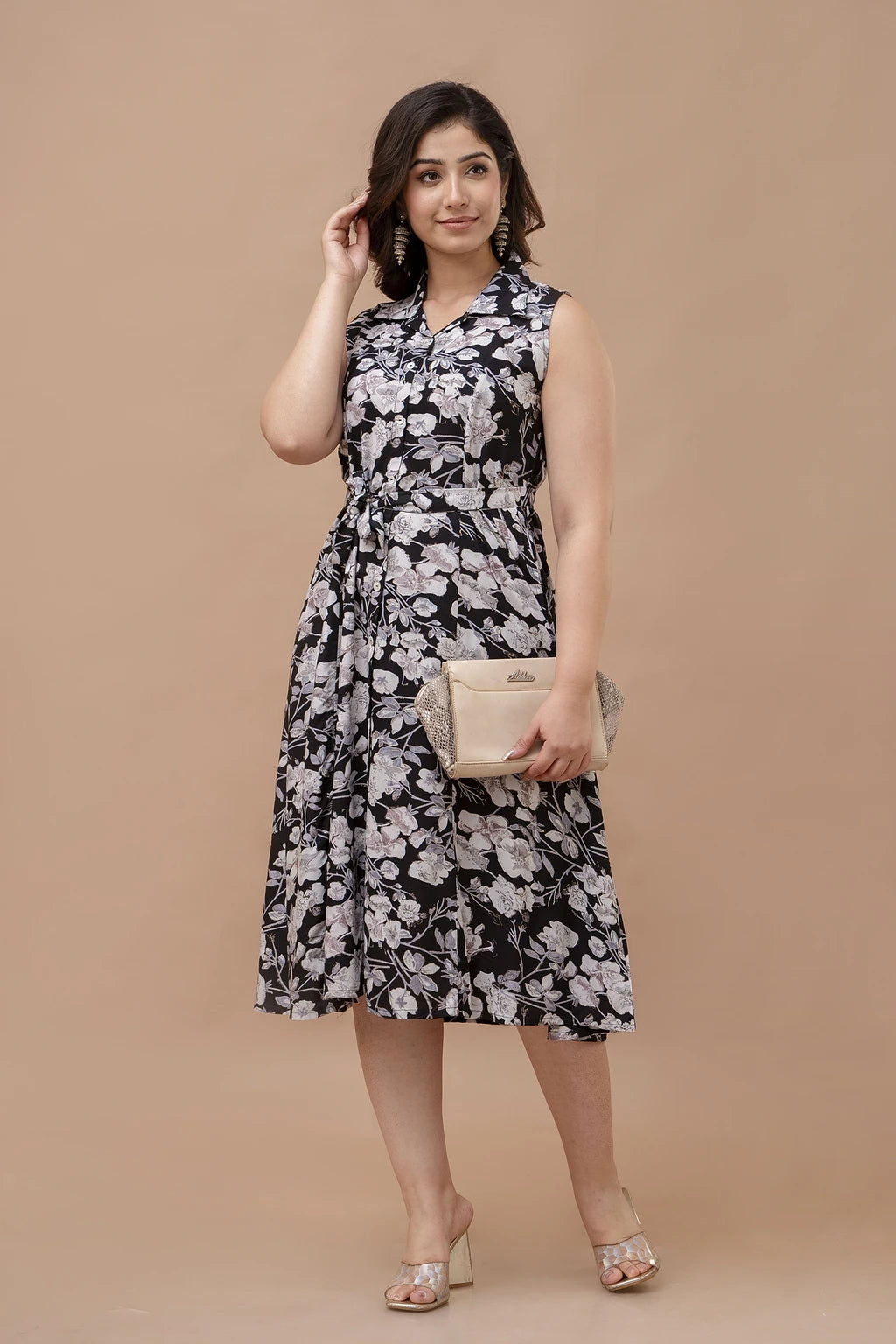 VIPY HANGER Women Black Floral Print Cotton Rayon Sleeveless A-Line Kurti with Waist Tie