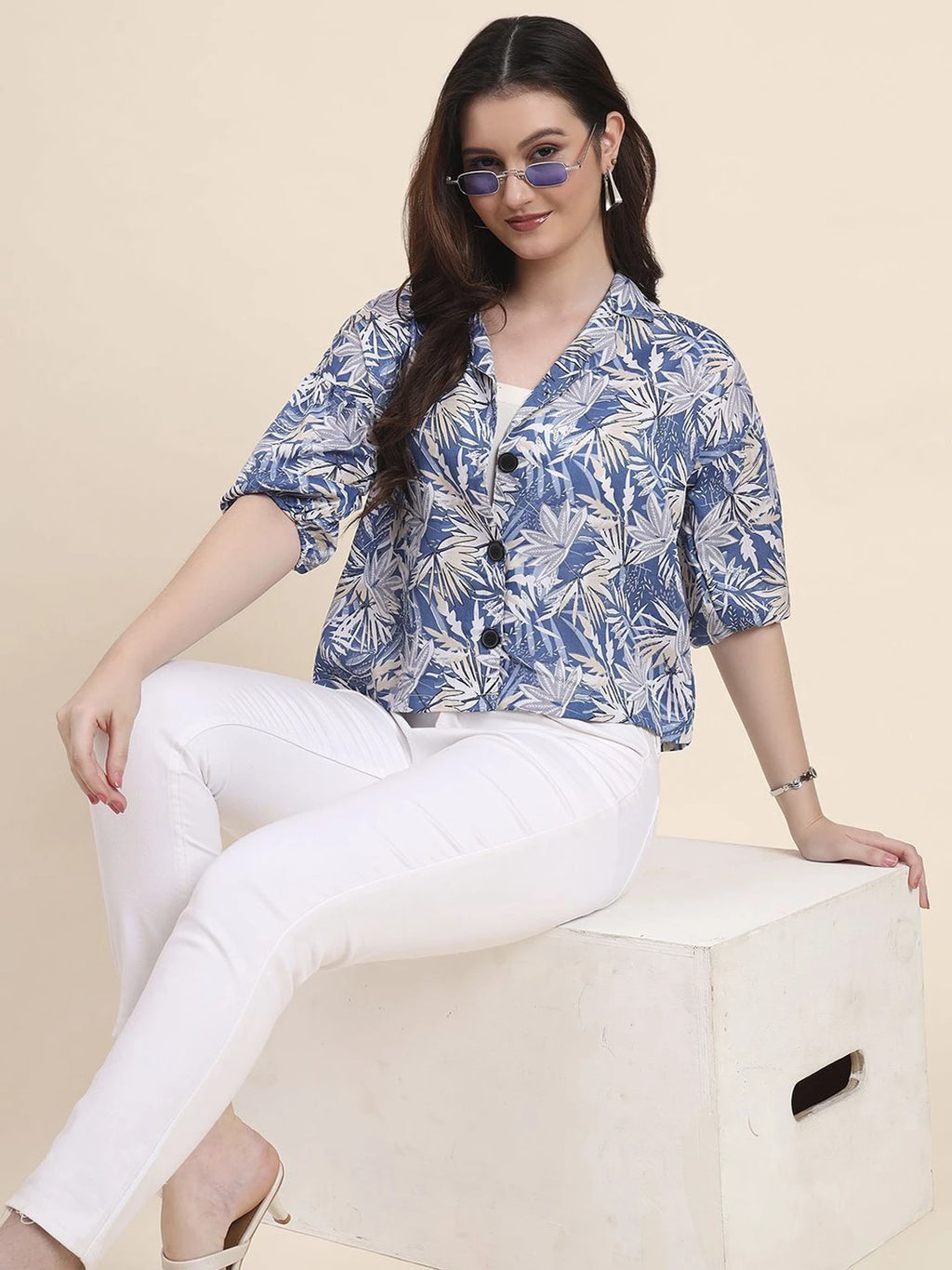 Women Blue Tropical Floral Printed Boxy Crop Shirt
