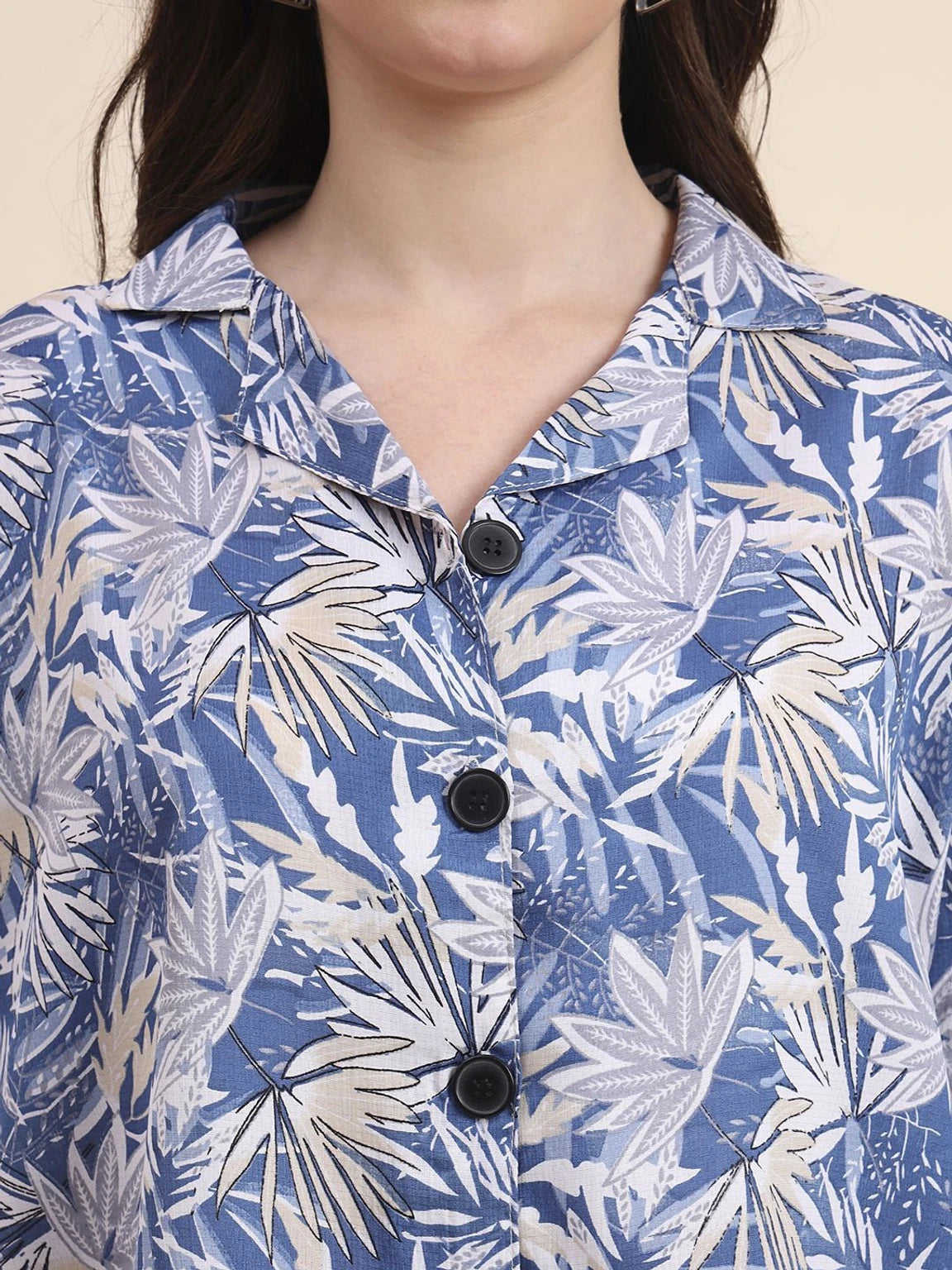 Women Blue Tropical Floral Printed Boxy Crop Shirt