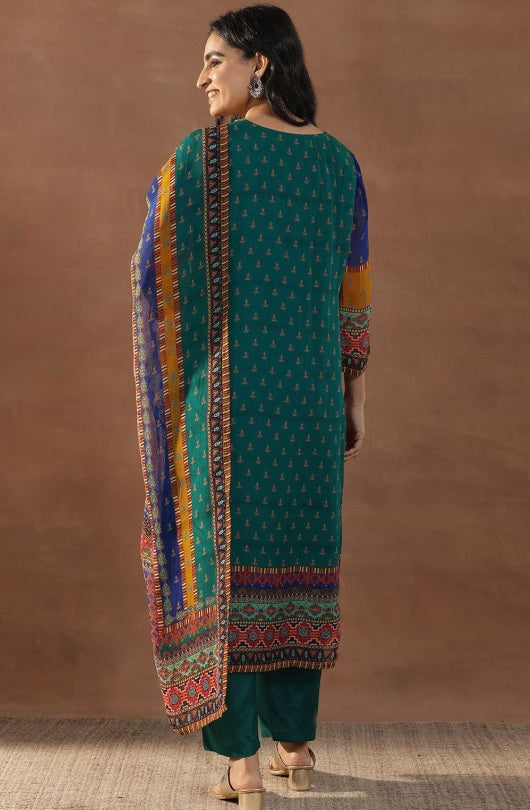 Libas - Royal Indigo Organza Kurta Set – Sweetheart Neck, Zari Embellished Pockets & Dupatta